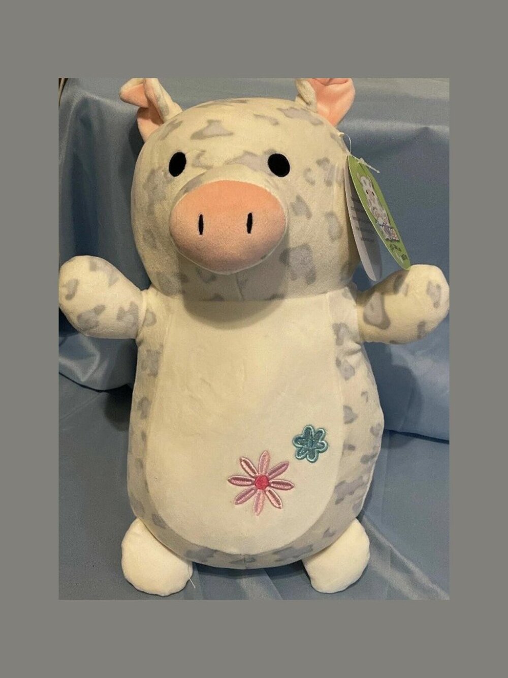 New w/ Tag Reese Loves Ants Pig 14" Hug Mees Squishmallows Plush Easter 2021